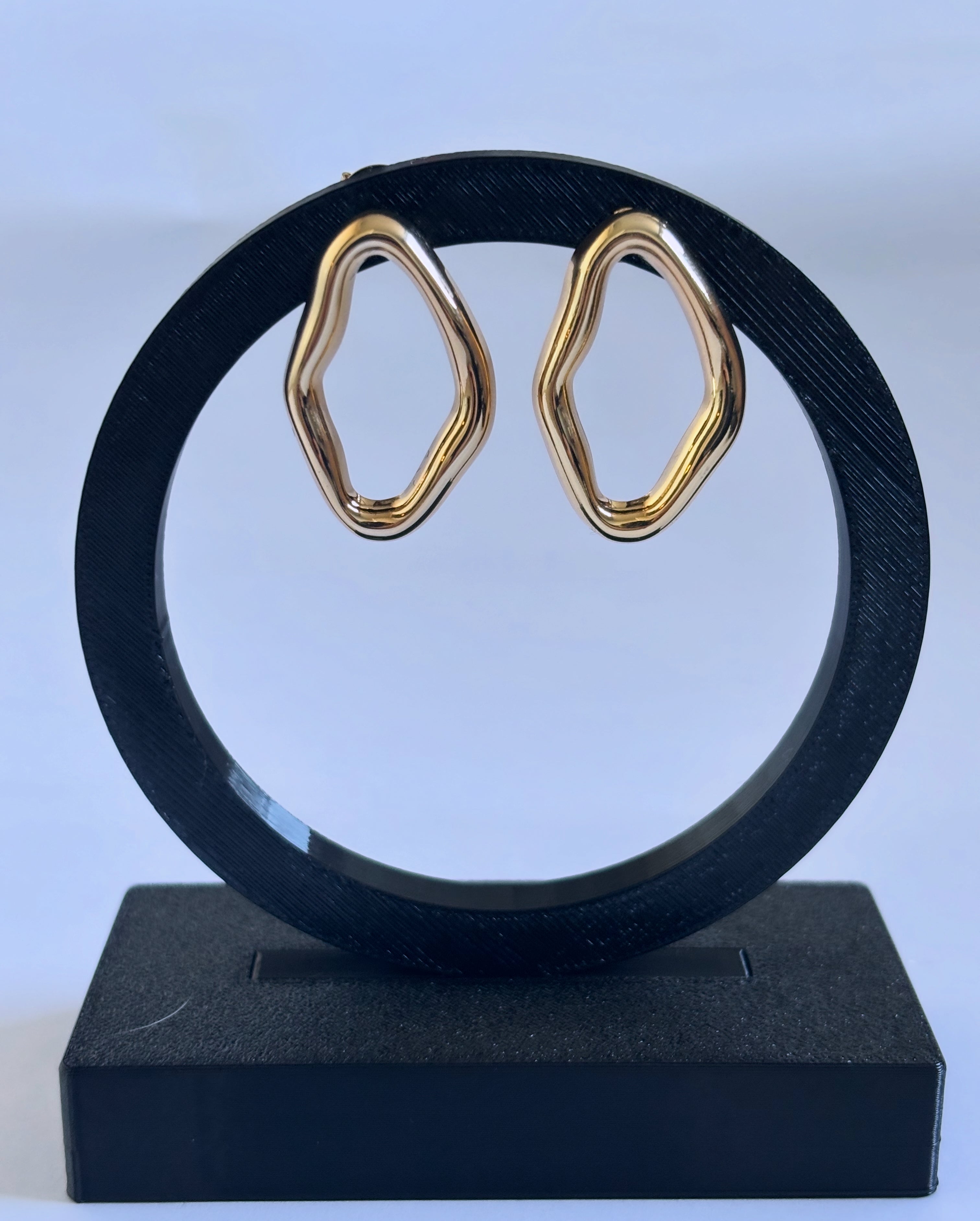 Brinco orgânico semijoia