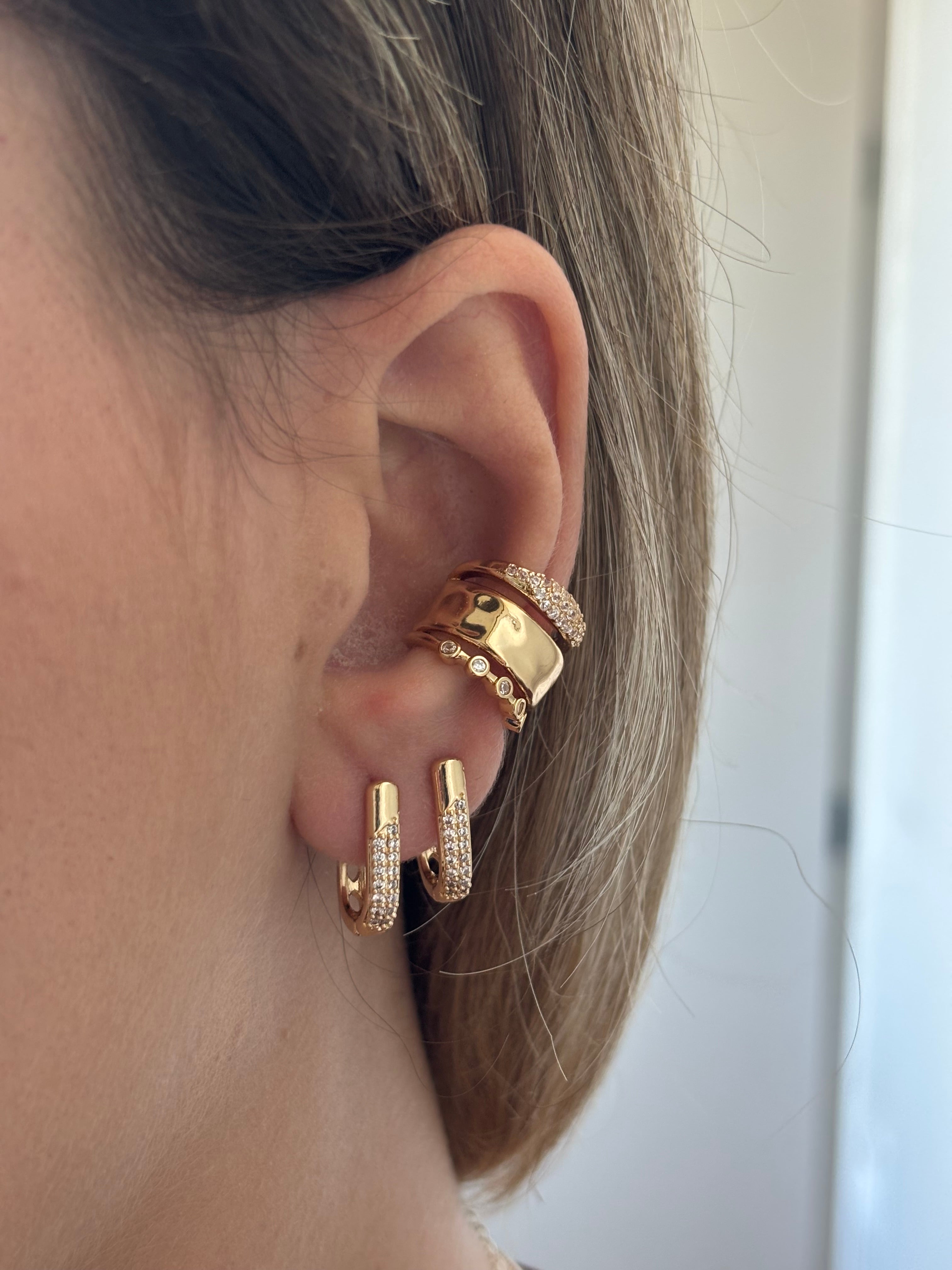 Piercing fake dourado