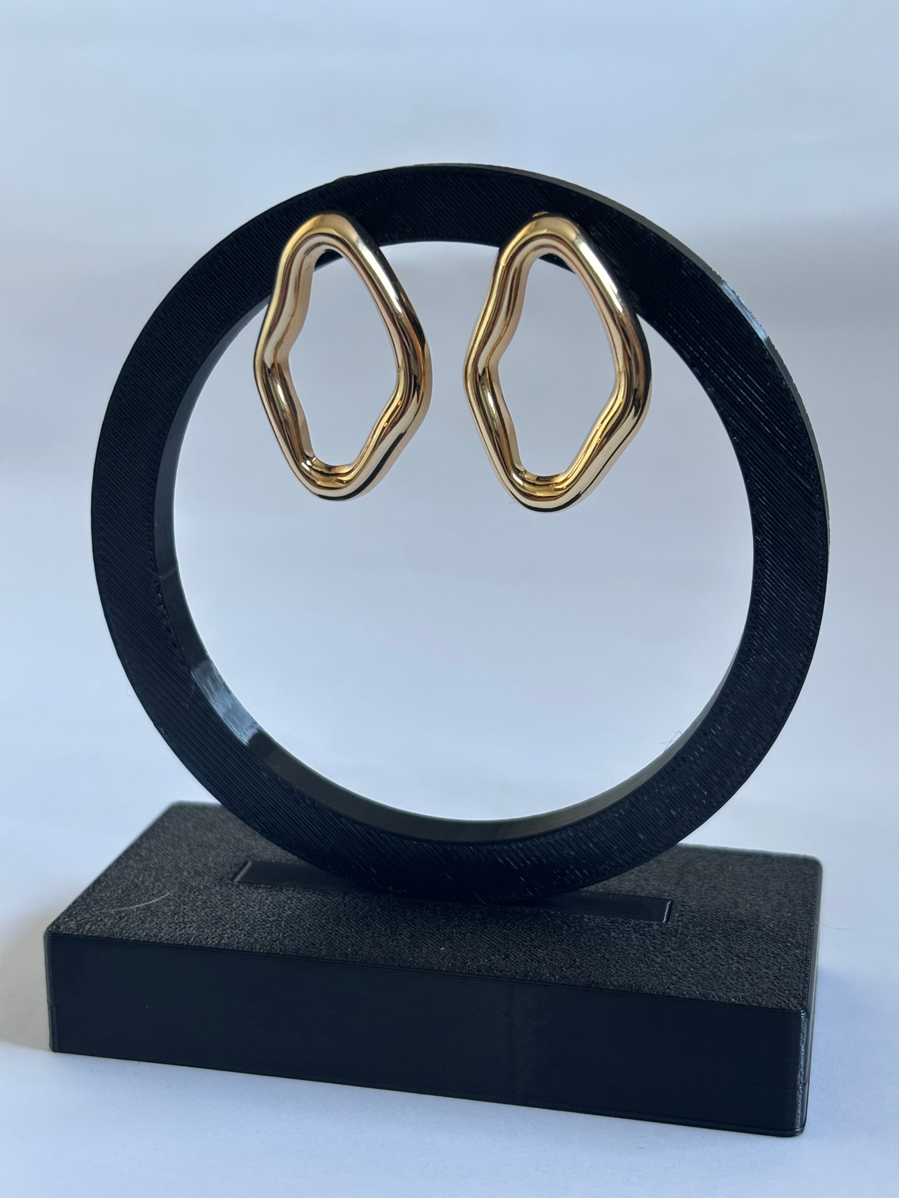Brinco orgânico semijoia