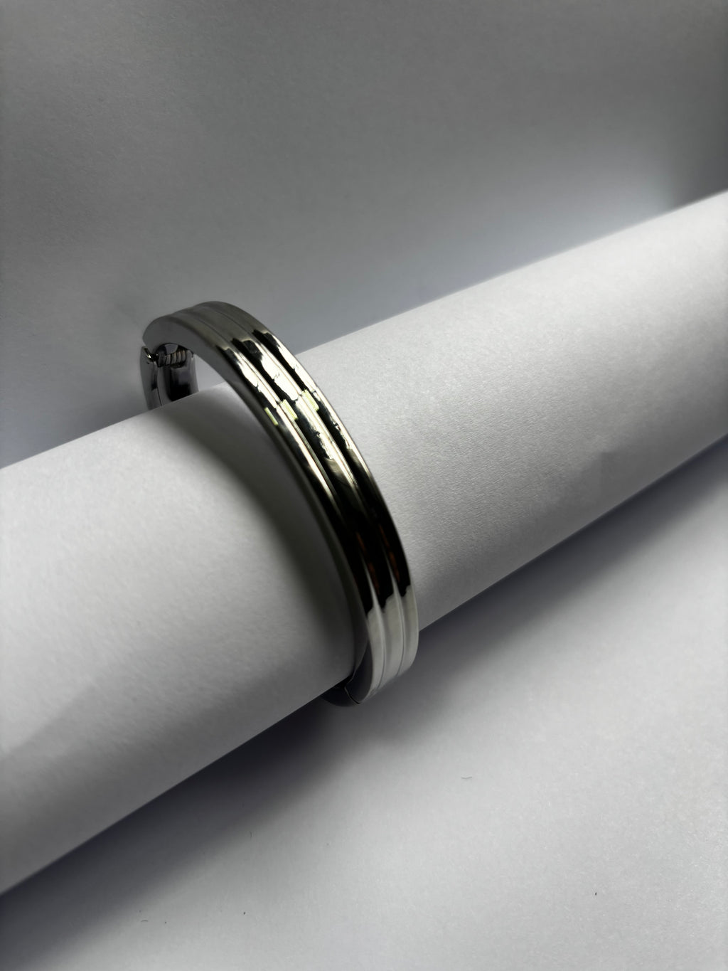 Bracelete folhado a prata linhas
