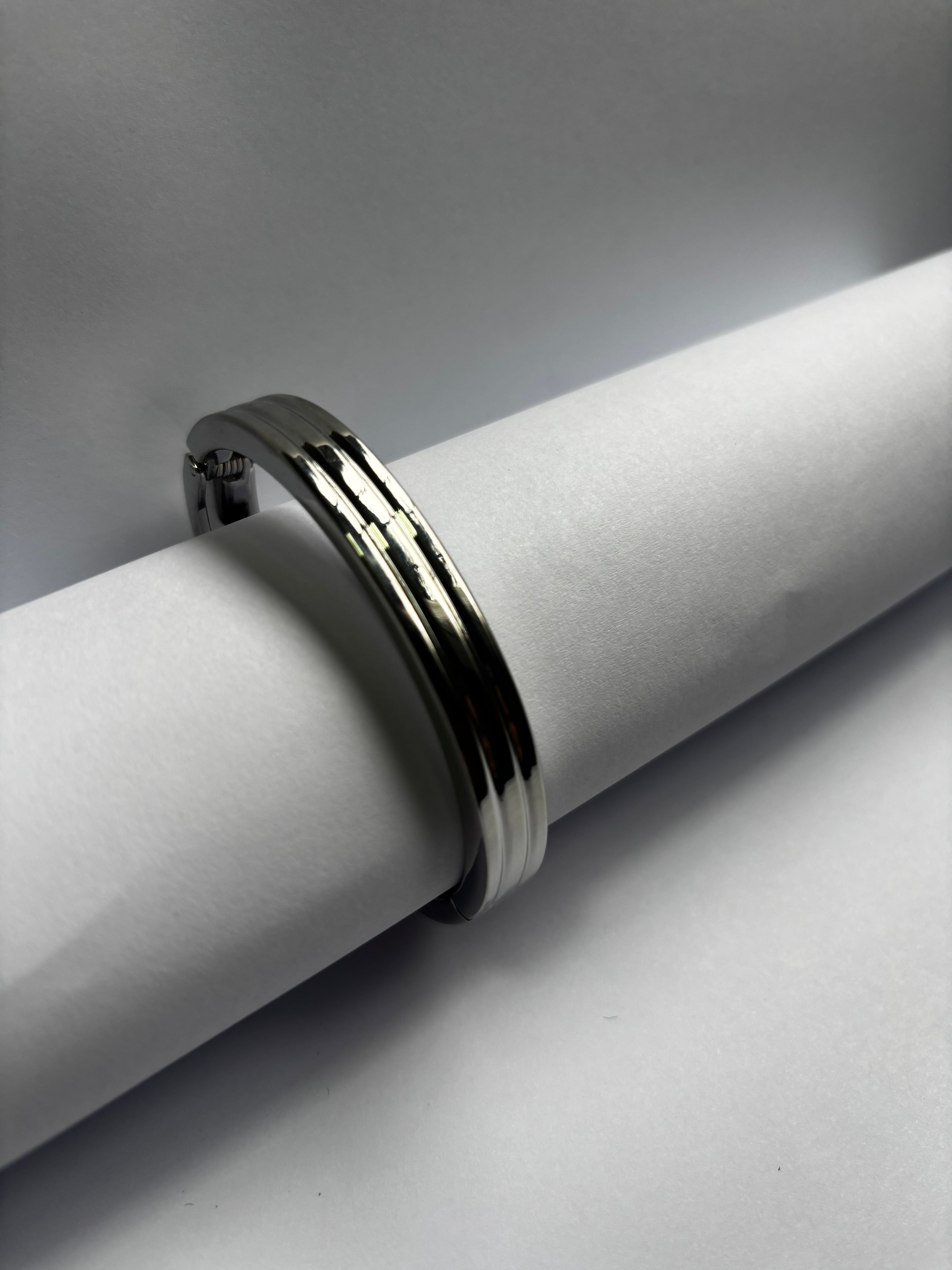 Bracelete folhado a prata linhas